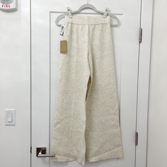 *NWT* Aritzia Knit Lounge Pants - Picture 2 of 7